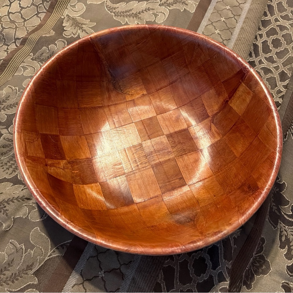 Handcrafted‎ Wooden Bowl
